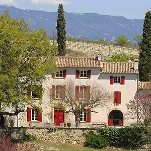 3* Maison d'hôtes La Tuilière En Luberon